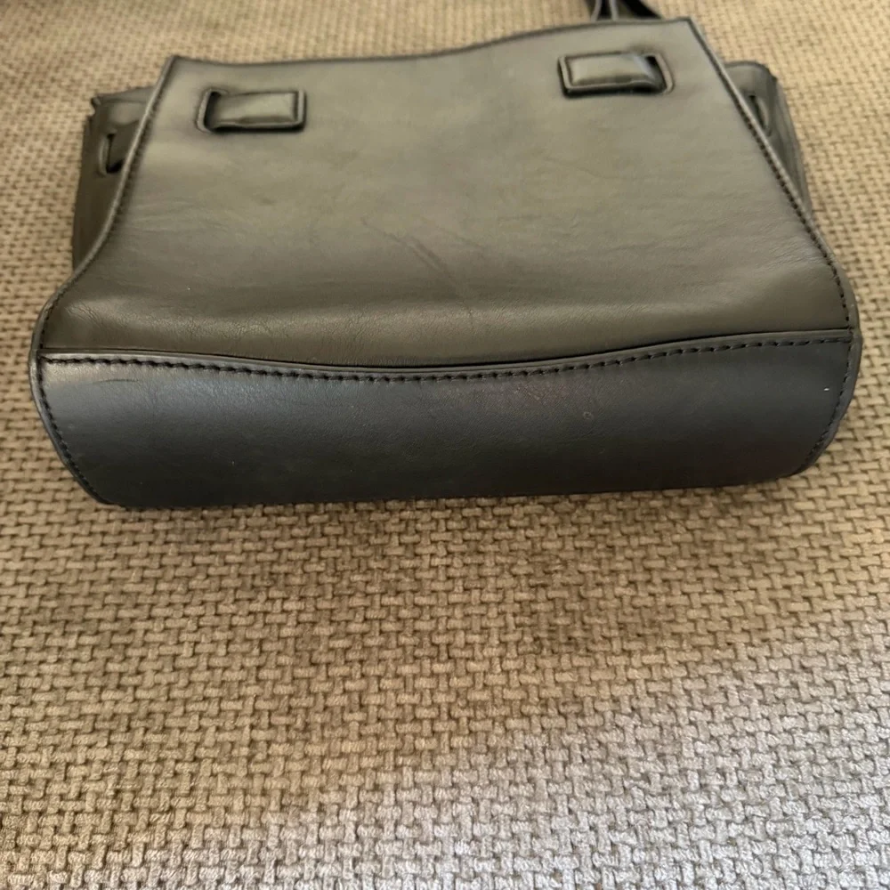 Black Leather Crossbody Michael Kors Hamilton Traveler Bag Gold Padlock Classic
